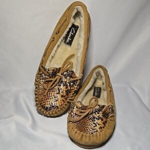 Clarks Tan Moccasin Slippers With Faux Snake Skin